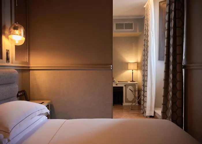 Donna Camilla Savelli - VRetreatsAlbergo